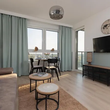Apartament Celownicza With Parking By Renters