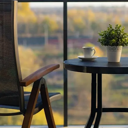 Celownicza With Parking By Renters Warsaw